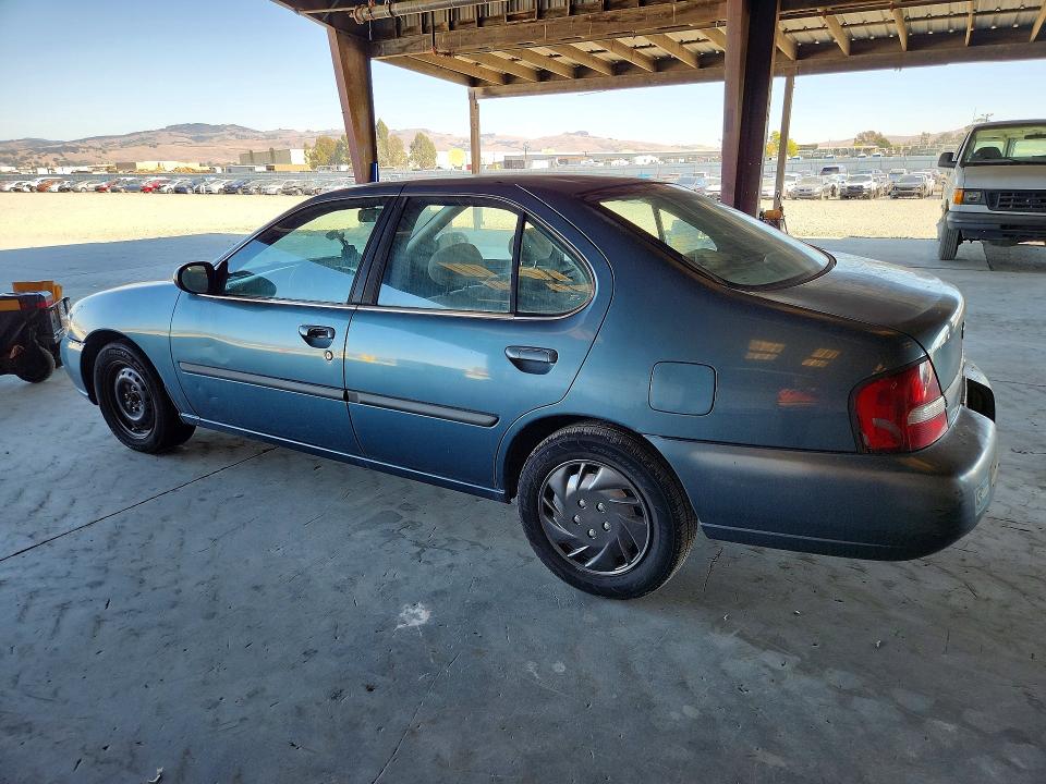 72063716 :رقم المزاد ، 1N4DL01D81C144153 vin ، 2001 Nissan Altima مزاد بيع