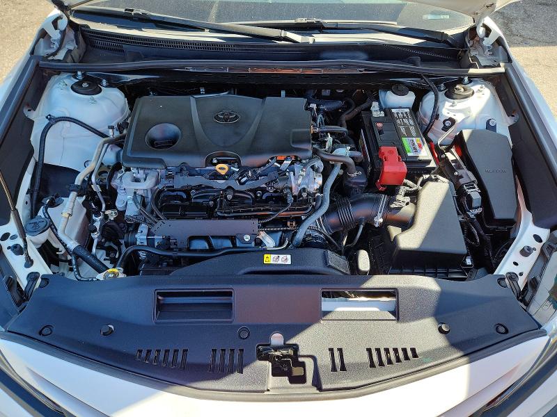 71373336 :رقم المزاد ، 4T1G11AK5NU022198 vin ، 2022 Toyota Camry مزاد بيع