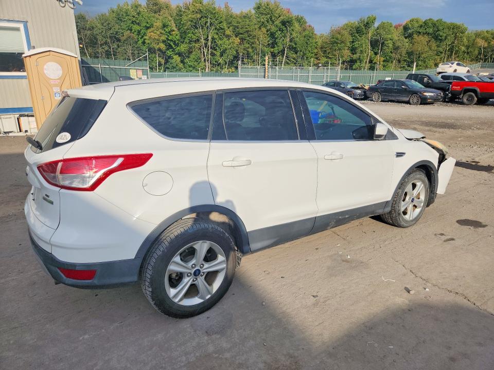 2013 Ford Escape მანქანა იყიდება აუქციონზე, vin: 1FMCU0GX7DUC62452, აუქციონის ნომერი: 70786186