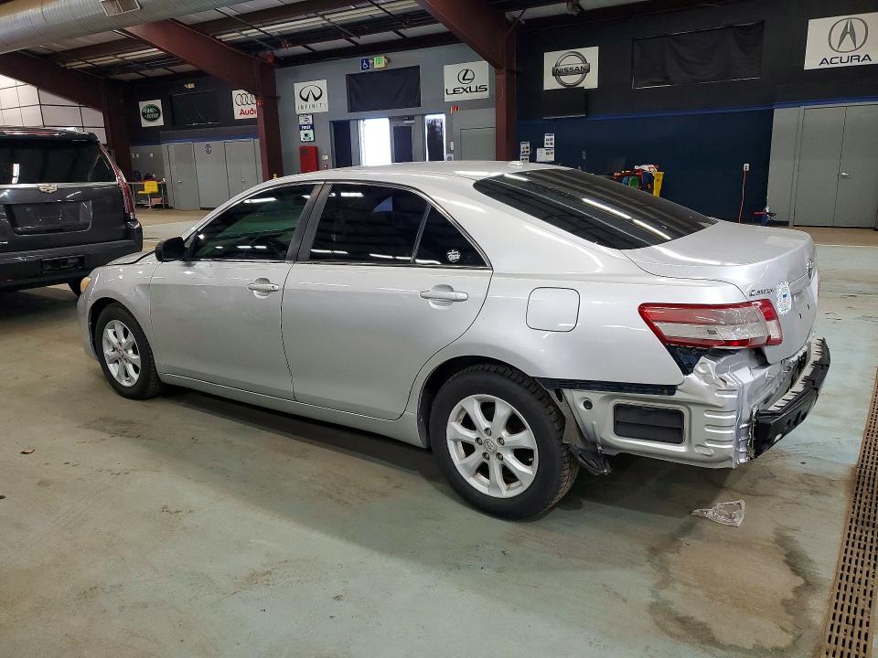71422986 :رقم المزاد ، 4T1BF3EKXBU137974 vin ، 2011 Toyota Camry مزاد بيع