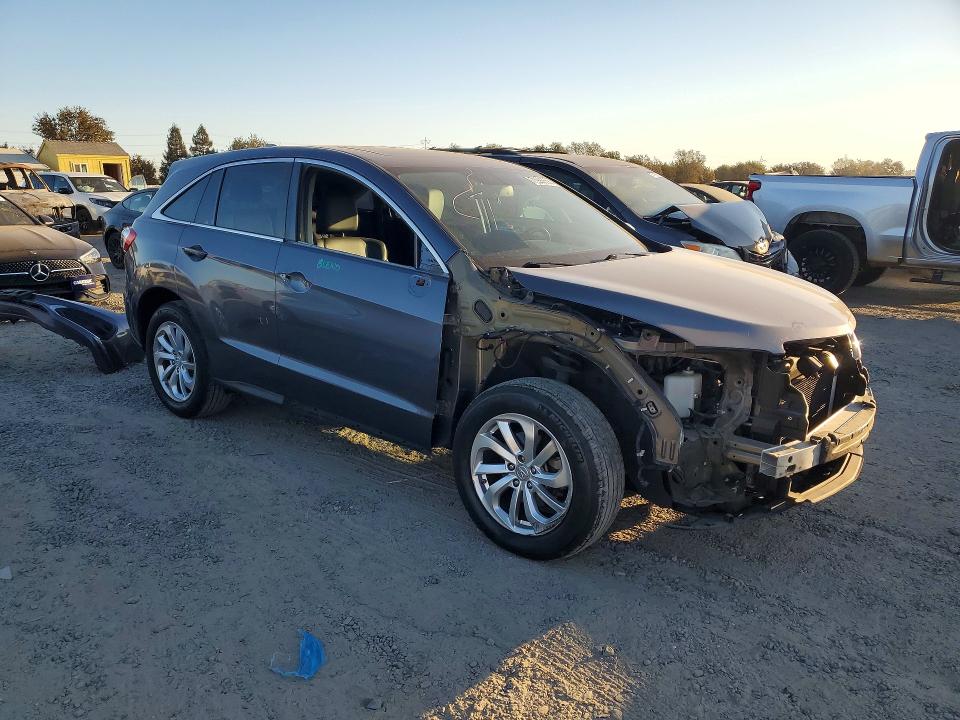 Auction sale of the 2017 Acura Rdx, vin: 5J8TB3H32HL007843, lot number: 71990656