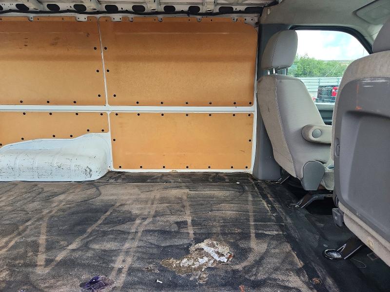 71586936 :رقم المزاد ، 1N6BF0KM0GN803165 vin ، 2016 Nissan Nv مزاد بيع