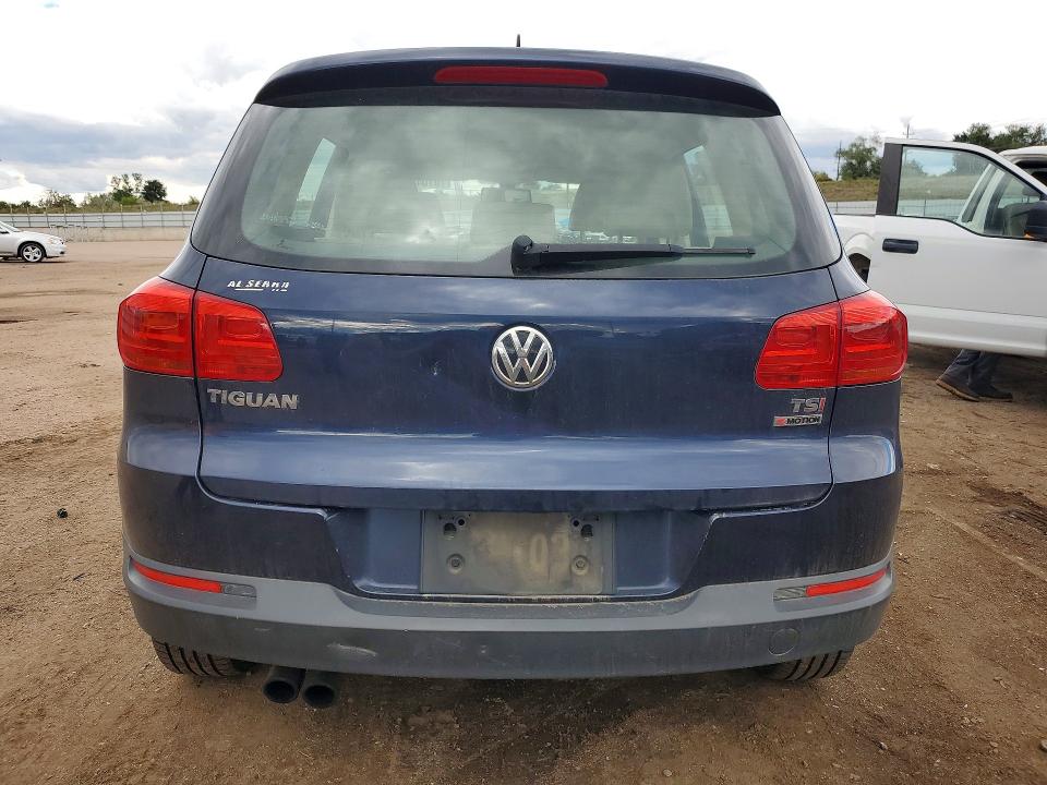 2016 Volkswagen Tiguan მანქანა იყიდება აუქციონზე, vin: WVGBV7AX0GW527490, აუქციონის ნომერი: 70104826