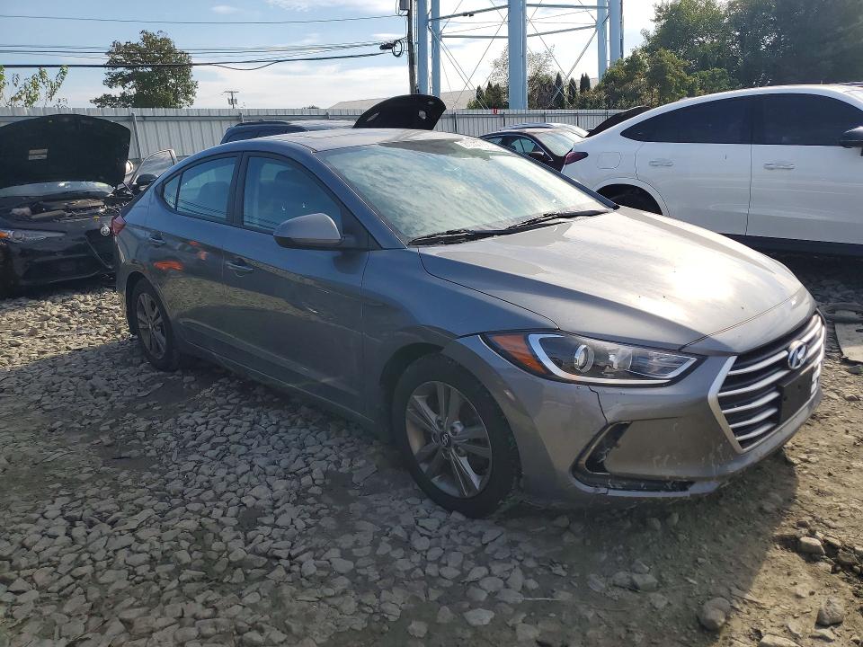 71283966 :رقم المزاد ، 5NPD84LF0JH271744 vin ، 2018 Hyundai Elantra مزاد بيع