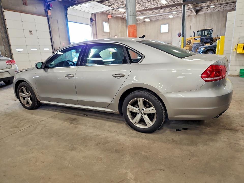 Продажа на аукционе авто 2013 Volkswagen Passat, vin: 1VWBP7A3XDC079426, номер лота: 71203276