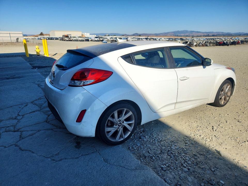 71959866 :رقم المزاد ، KMHTC6AD7HU307335 vin ، 2017 Hyundai Veloster مزاد بيع