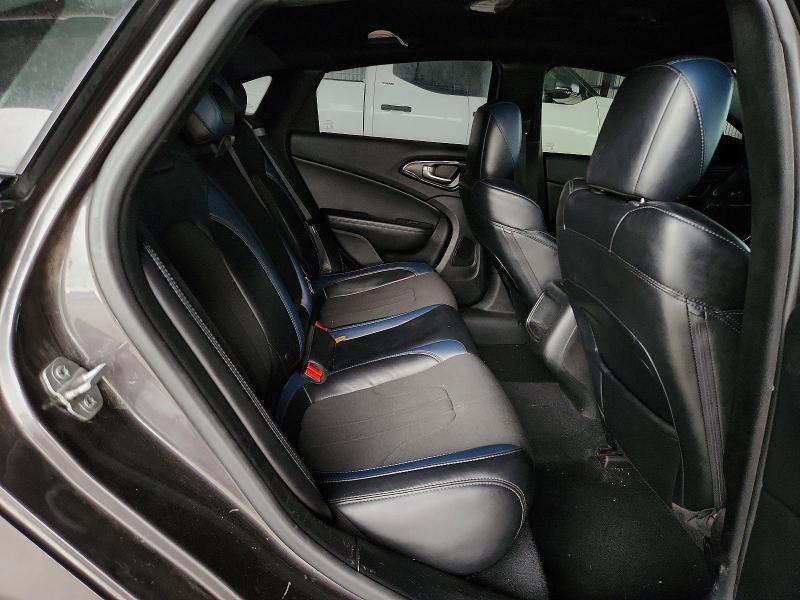 2015 Chrysler 200 მანქანა იყიდება აუქციონზე, vin: 1C3CCCBB2FN692850, აუქციონის ნომერი: 71292956