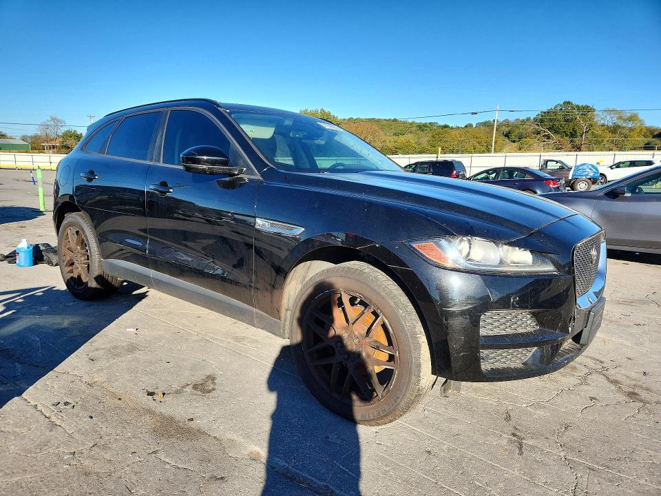 71366206 :رقم المزاد ، SADCJ2FN3JA241866 vin ، 2018 Jaguar F-pace مزاد بيع