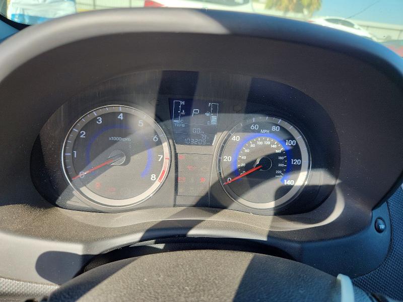 2017 Hyundai Accent მანქანა იყიდება აუქციონზე, vin: KMHCT5AE1HU301565, აუქციონის ნომერი: 71214936