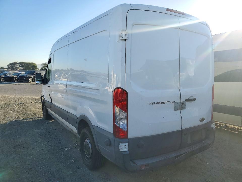 69751726 :رقم المزاد ، 1FTYR2CM4GKA97401 vin ، 2016 Ford Transit مزاد بيع