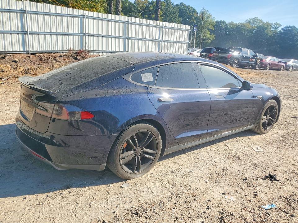 71178596 :رقم المزاد ، 5YJSA1H17EFP35169 vin ، 2014 Tesla Model S مزاد بيع