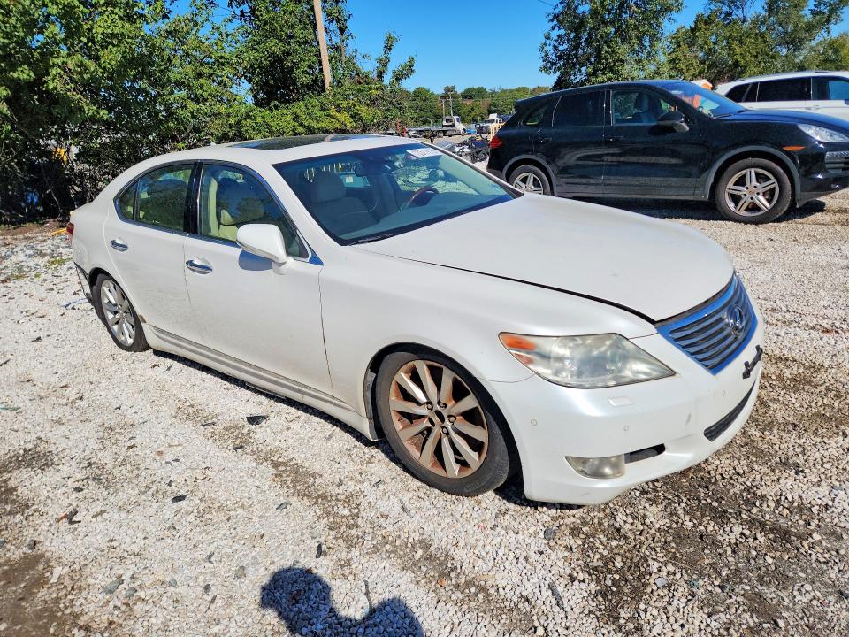 70377816 :رقم المزاد ، JTHCL5EF3A5007977 vin ، 2010 Lexus Ls مزاد بيع
