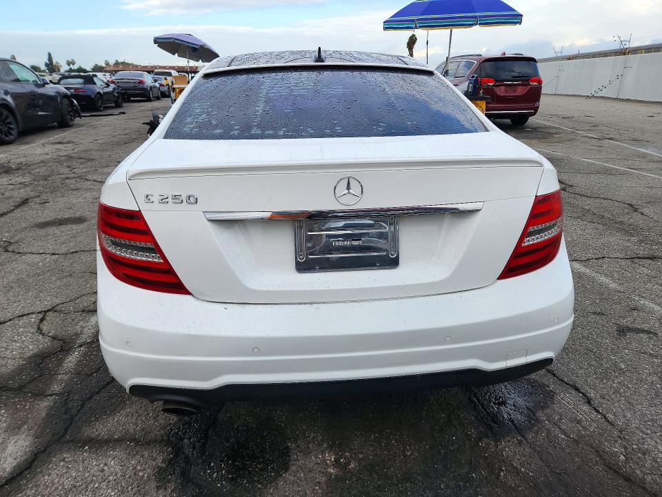 Aukcja sprzedaży 2013 Mercedes-benz C, vin: WDDGJ4HB0DF955981, numer aukcji: 72700246