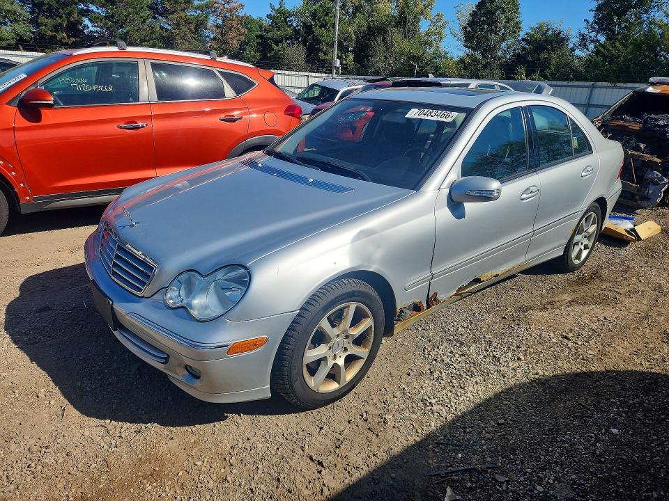 2007 Mercedes-benz C მანქანა იყიდება აუქციონზე, vin: WDBRF92H77F888054, აუქციონის ნომერი: 70483466