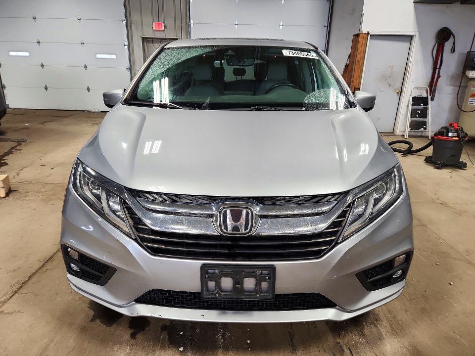 Продажа на аукционе авто 2018 Honda Odyssey, vin: 5FNRL6H77JB083092, номер лота: 73465546