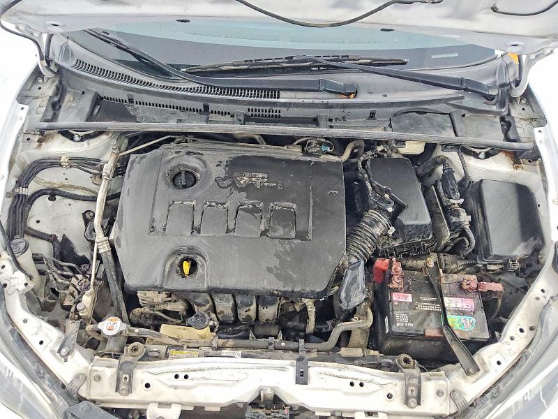 Продажа на аукционе авто 2018 Toyota Corolla, vin: 2T1BURHE6JC101990, номер лота: 71353126