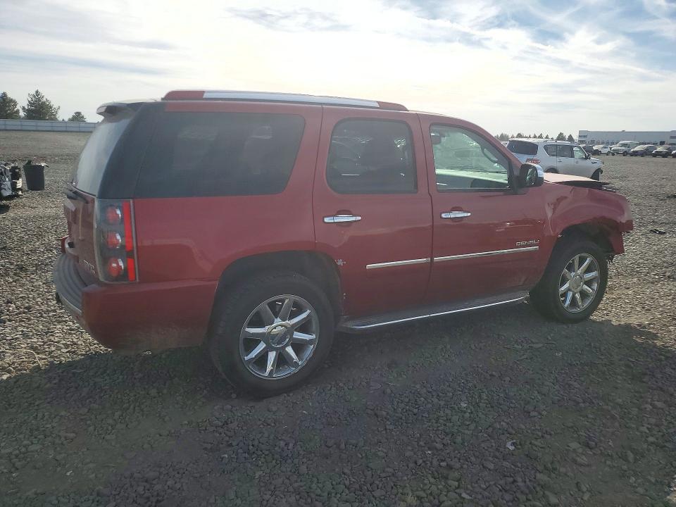 72113606 :رقم المزاد ، 1GKS2EEF2CR324911 vin ، 2012 Gmc Yukon مزاد بيع