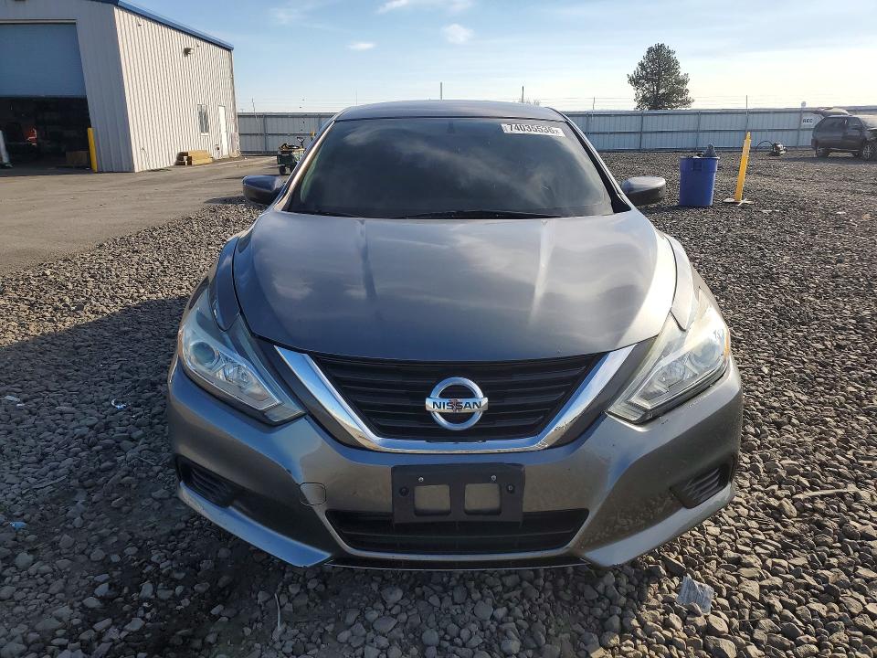 2016 Nissan Altima მანქანა იყიდება აუქციონზე, vin: 1N4AL3AP9GC231180, აუქციონის ნომერი: 74035536