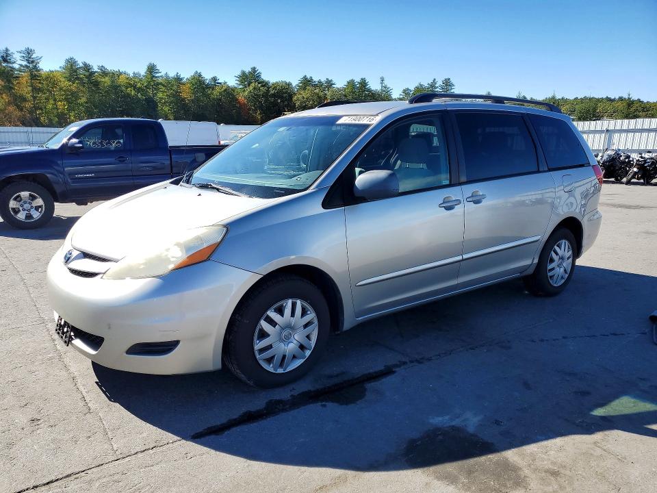 Продажа на аукционе авто 2007 Toyota Sienna, vin: 5TDZK23C97S033945, номер лота: 71900716