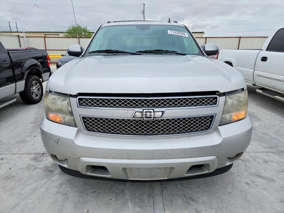 2011 Chevrolet Avalanche მანქანა იყიდება აუქციონზე, vin: 3GNMCFE02BG262418, აუქციონის ნომერი: 71430996
