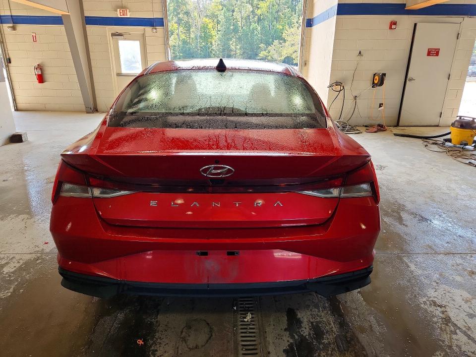 Продаж на аукціоні авто 2023 Hyundai Elantra, vin: 5NPLM4AG8PH104947, номер лоту: 71246196