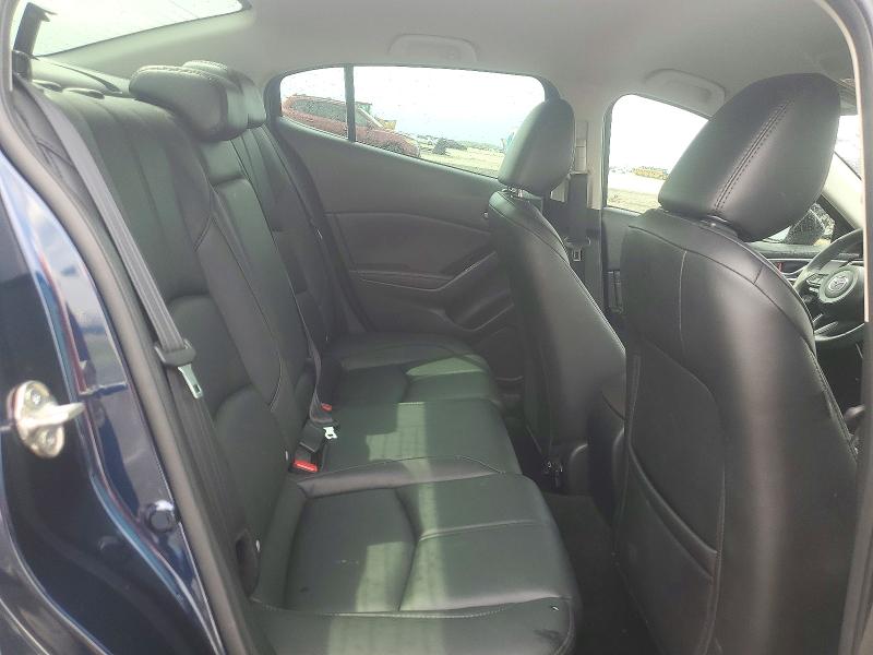 Продаж на аукціоні авто 2018 Mazda 3, vin: 3MZBN1V30JM204943, номер лоту: 72241426