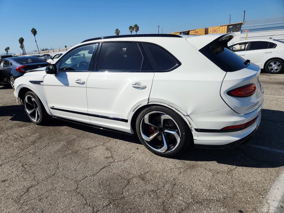 2023 Bentley Bentayga მანქანა იყიდება აუქციონზე, vin: SJAAT2ZV2PC022081, აუქციონის ნომერი: 71597346