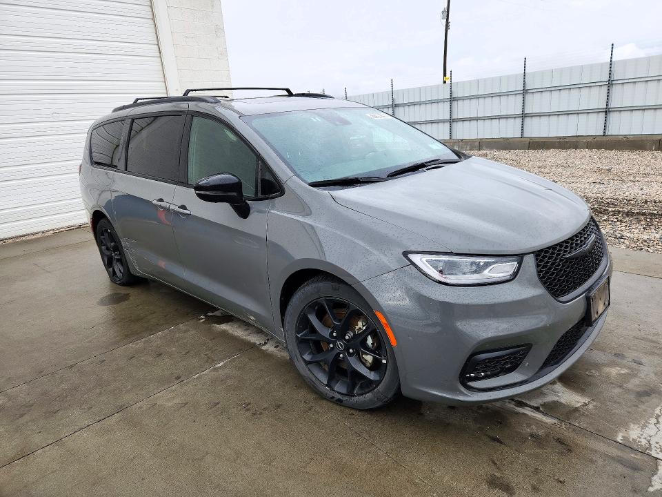Продаж на аукціоні авто 2025 Chrysler Pacifica, vin: 2C4RC1GG4SR554982, номер лоту: 72396196