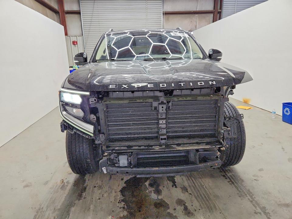 Продаж на аукціоні авто 2025 Ford Expedition, vin: 1FMJU1M89SEA14317, номер лоту: 71542676
