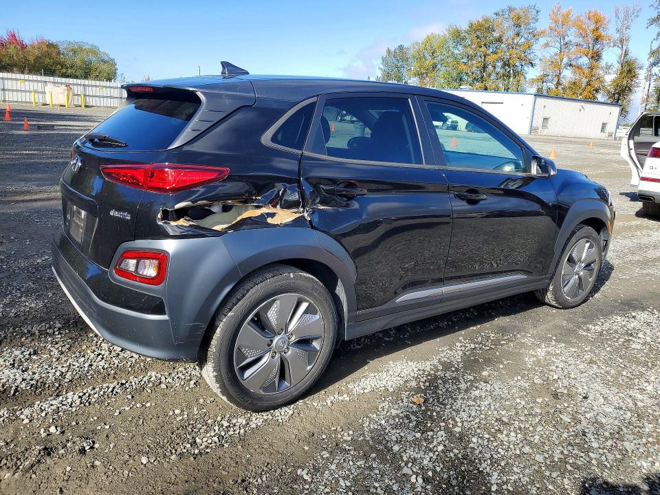 71087736 :رقم المزاد ، KM8K23AG3MU133099 vin ، 2021 Hyundai Kona مزاد بيع