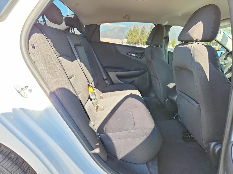 71507136 :رقم المزاد ، 1G1ZB5ST0JF156018 vin ، 2018 Chevrolet Malibu مزاد بيع