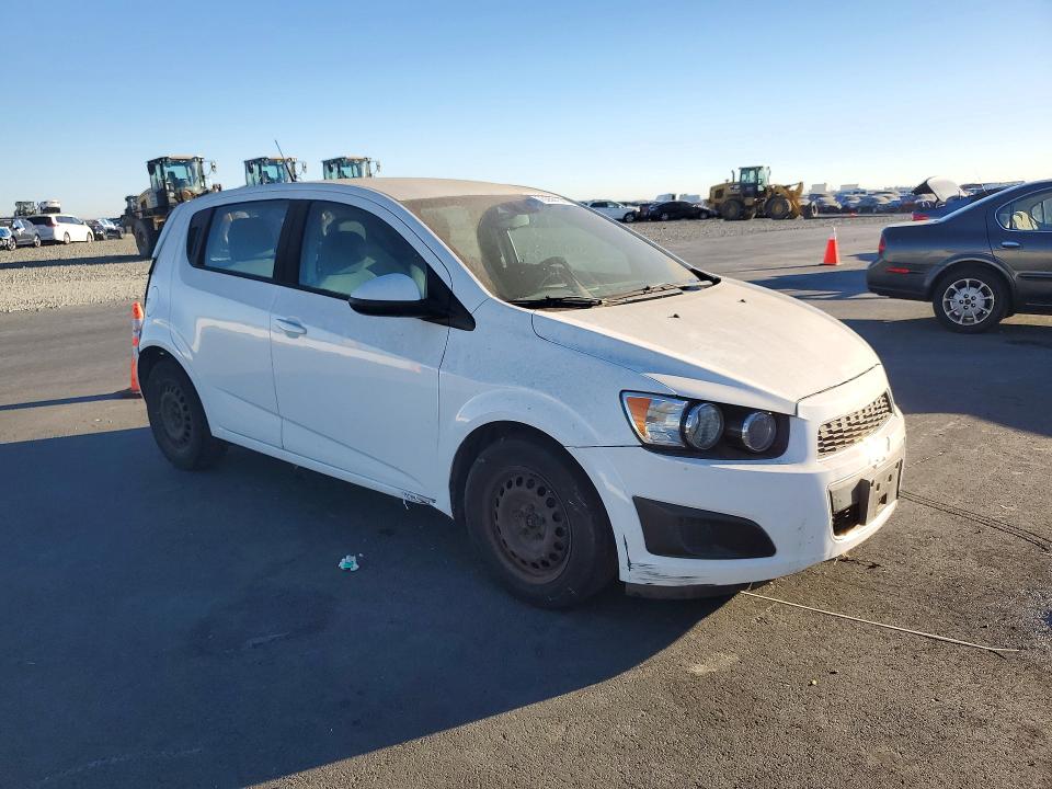 73359186 :رقم المزاد ، 1G1JA6SH0D4200035 vin ، 2013 Chevrolet Sonic مزاد بيع