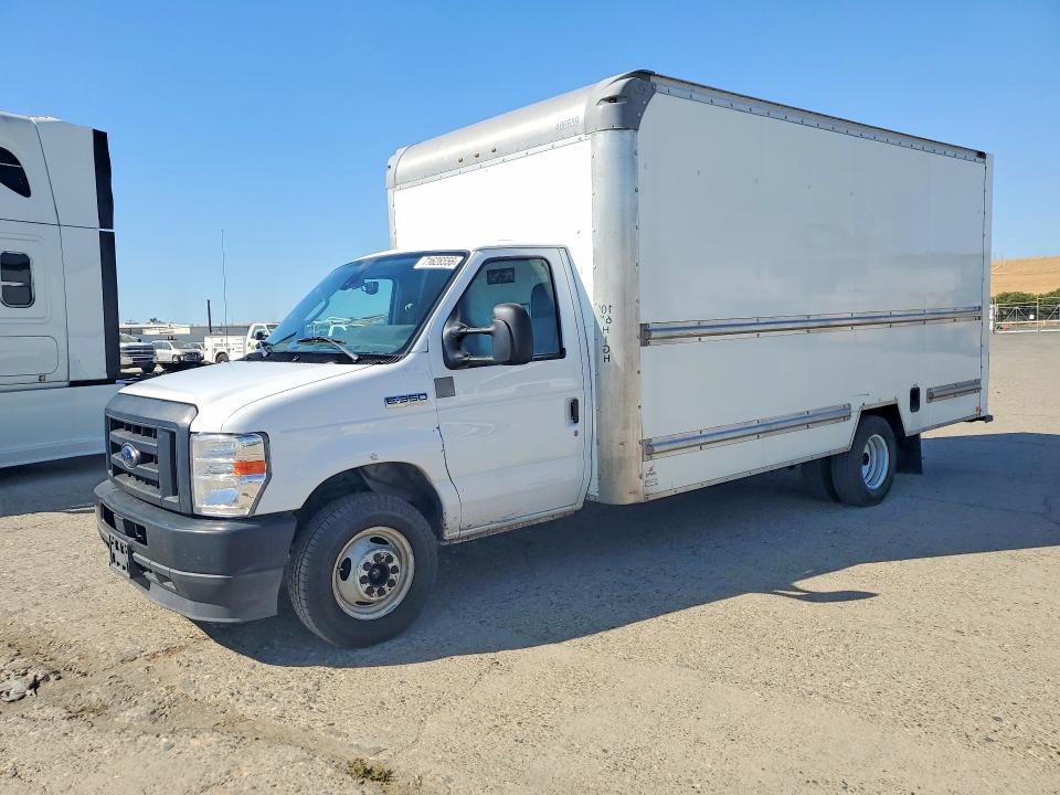 71626556 :رقم المزاد ، 1FDWE3FN8NDC09062 vin ، 2022 Ford E350 مزاد بيع