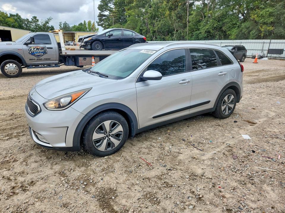 2017 Kia Niro მანქანა იყიდება აუქციონზე, vin: KNDCB3LCXH5074698, აუქციონის ნომერი: 71786076