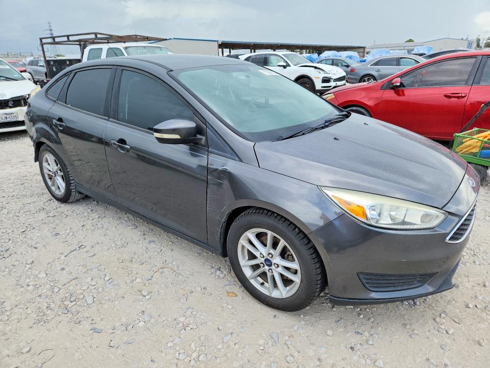 70367526 :رقم المزاد ، 1FADP3F29FL340686 vin ، 2015 Ford Focus مزاد بيع