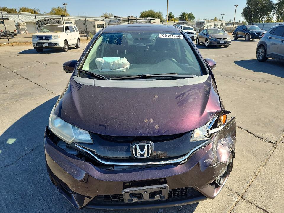 Продажа на аукционе авто 2015 Honda Fit, vin: 3HGGK5H82FM710217, номер лота: 69457766