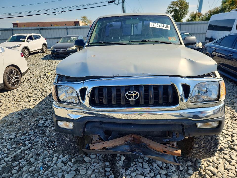 70599456 :رقم المزاد ، 5TEPM62N41Z729957 vin ، 2001 Toyota Tacoma مزاد بيع