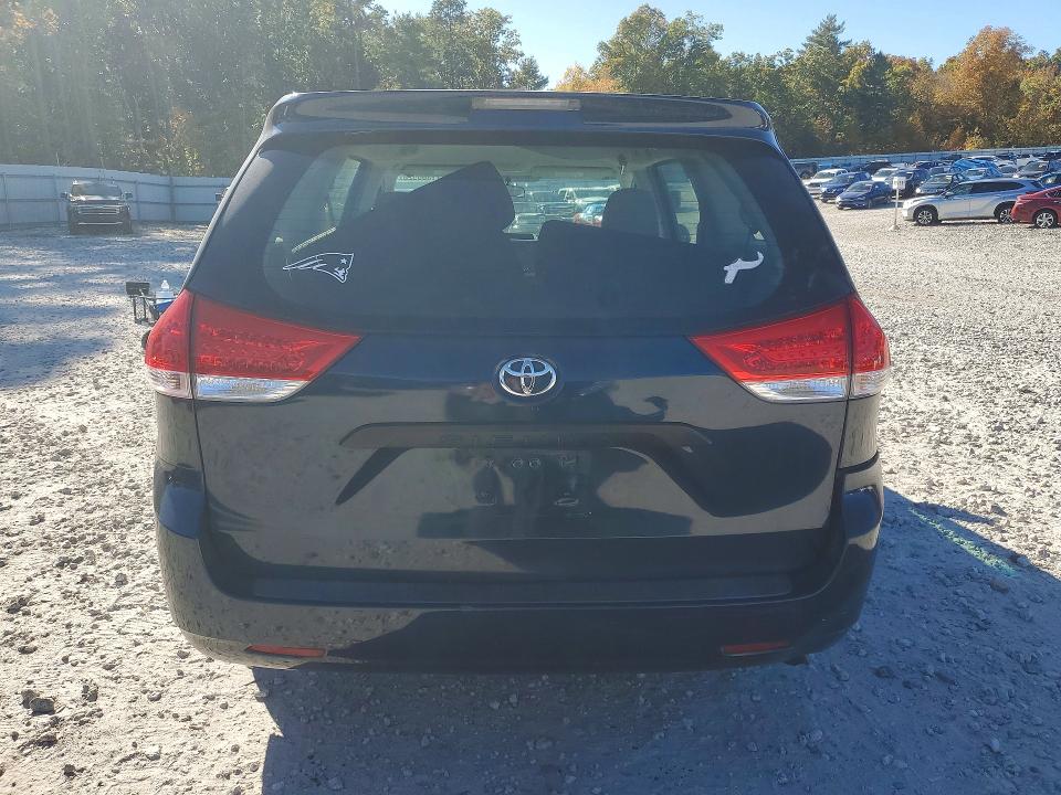 Aukcja sprzedaży 2011 Toyota Sienna, vin: 5TDKA3DCXBS002219, numer aukcji: 71360926