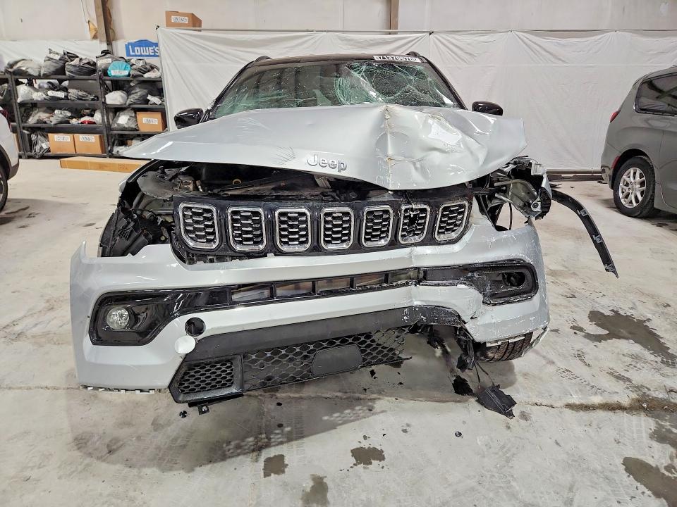 2026 Jeep Compass მანქანა იყიდება აუქციონზე, vin: 3C4NJDCN5TT178611, აუქციონის ნომერი: 71370676
