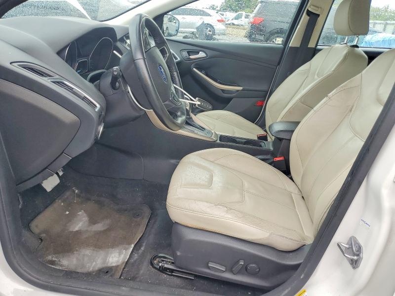 71153946 :رقم المزاد ، 1FADP3J27GL232835 vin ، 2016 Ford Focus مزاد بيع