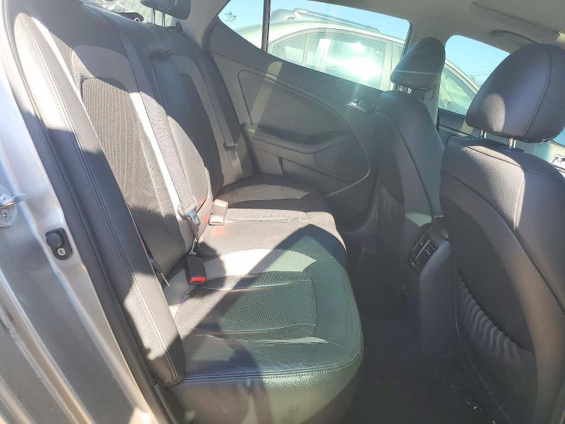71310196 :رقم المزاد ، KNAGM4AD1C5019401 vin ، 2012 Kia Optima مزاد بيع
