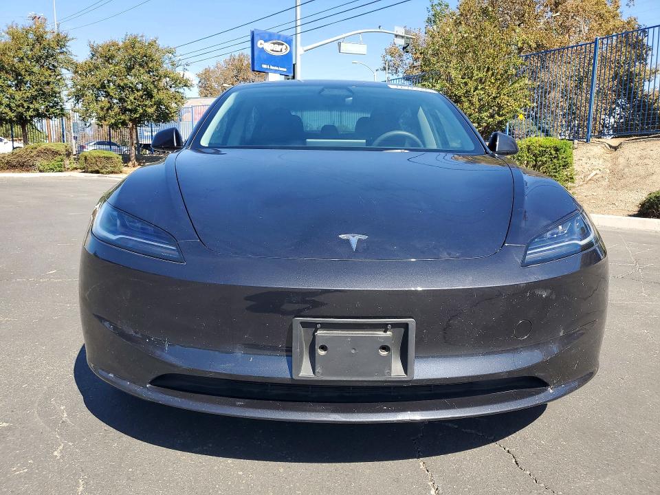 72595166 :رقم المزاد ، 5YJ3E1EB8RF754390 vin ، 2024 Tesla Model 3 مزاد بيع