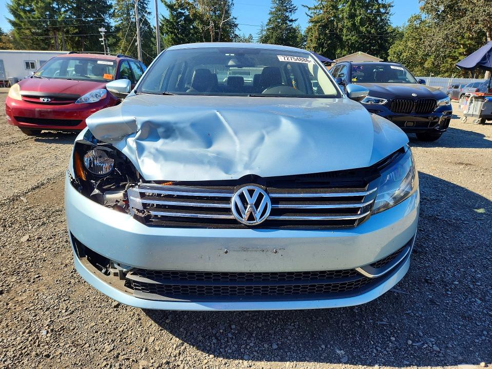 2012 Volkswagen Passat მანქანა იყიდება აუქციონზე, vin: 1VWBP7A3XCC061457, აუქციონის ნომერი: 72754886