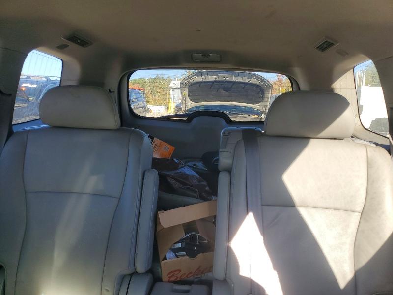 71181026 :رقم المزاد ، 5TDJK3EH5AS032438 vin ، 2010 Toyota Highlander مزاد بيع