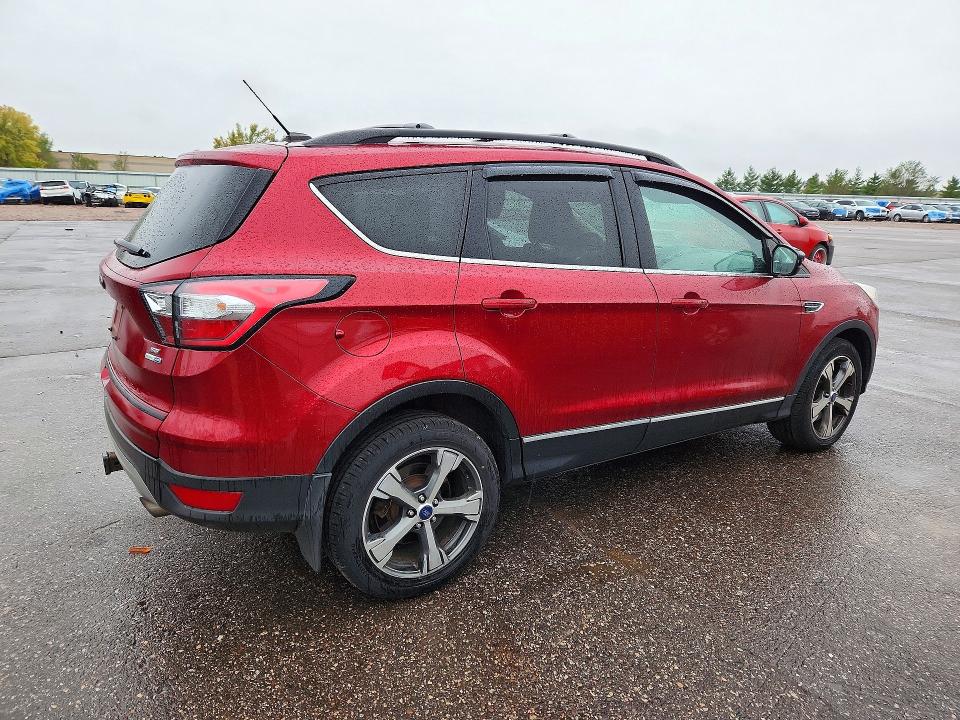 2017 Ford Escape მანქანა იყიდება აუქციონზე, vin: 1FMCU9G95HUB66654, აუქციონის ნომერი: 72452656