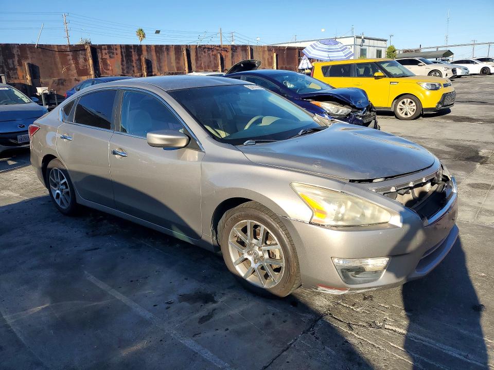Продаж на аукціоні авто 2015 Nissan Altima, vin: 1N4AL3AP0FC434375, номер лоту: 72453306