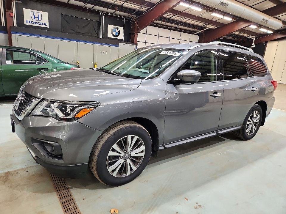 Продажа на аукционе авто 2018 Nissan Pathfinder, vin: 5N1DR2MM1JC674833, номер лота: 72376676