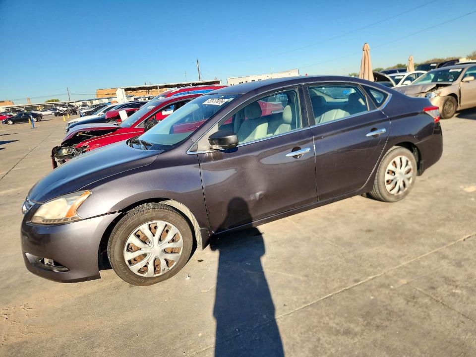2014 Nissan Sentra მანქანა იყიდება აუქციონზე, vin: 3N1AB7AP6EL643548, აუქციონის ნომერი: 72117426