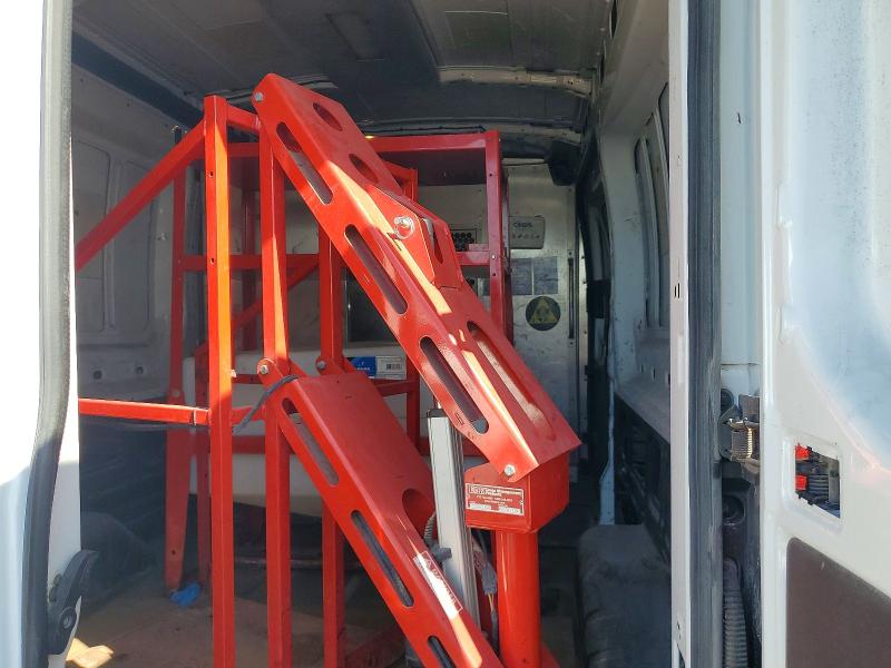 64138816 :رقم المزاد ، 1FTYE2CM7GKA38449 vin ، 2016 Ford Transit مزاد بيع