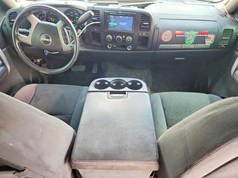 70383606 :رقم المزاد ، 3GTEC13088G257915 vin ، 2008 Gmc Sierra مزاد بيع